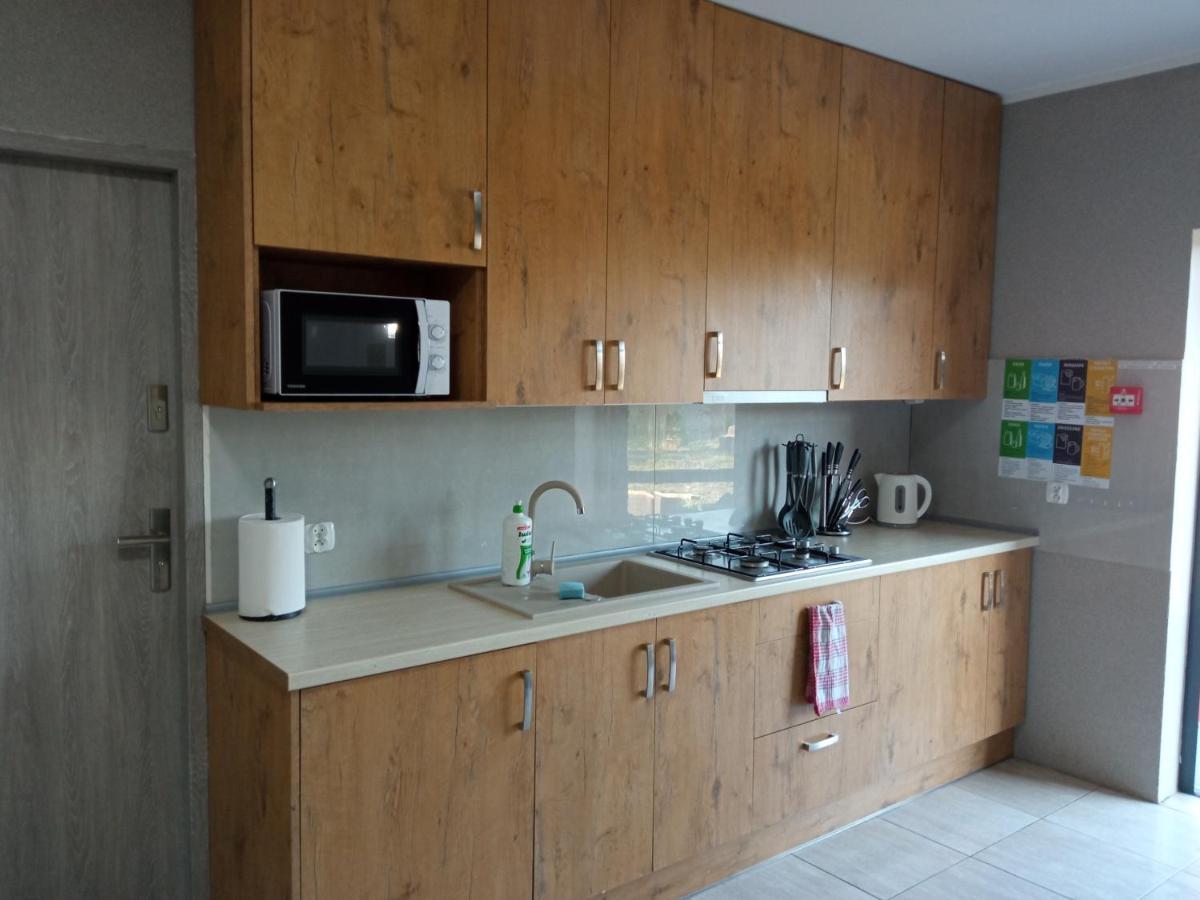 Hostel Czerwony Szafir Grodzisk Grodzisk Mazowiecki Exterior foto