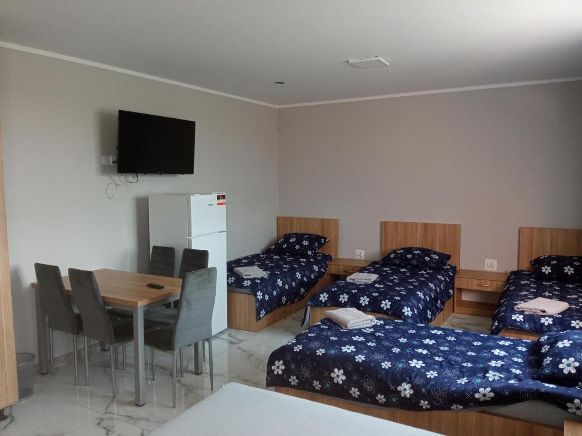 Hostel Czerwony Szafir Grodzisk Grodzisk Mazowiecki Exterior foto