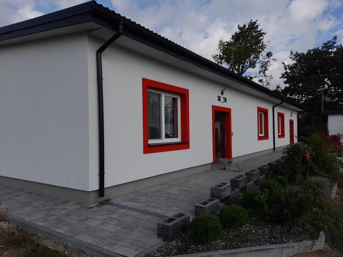 Hostel Czerwony Szafir Grodzisk Grodzisk Mazowiecki Exterior foto